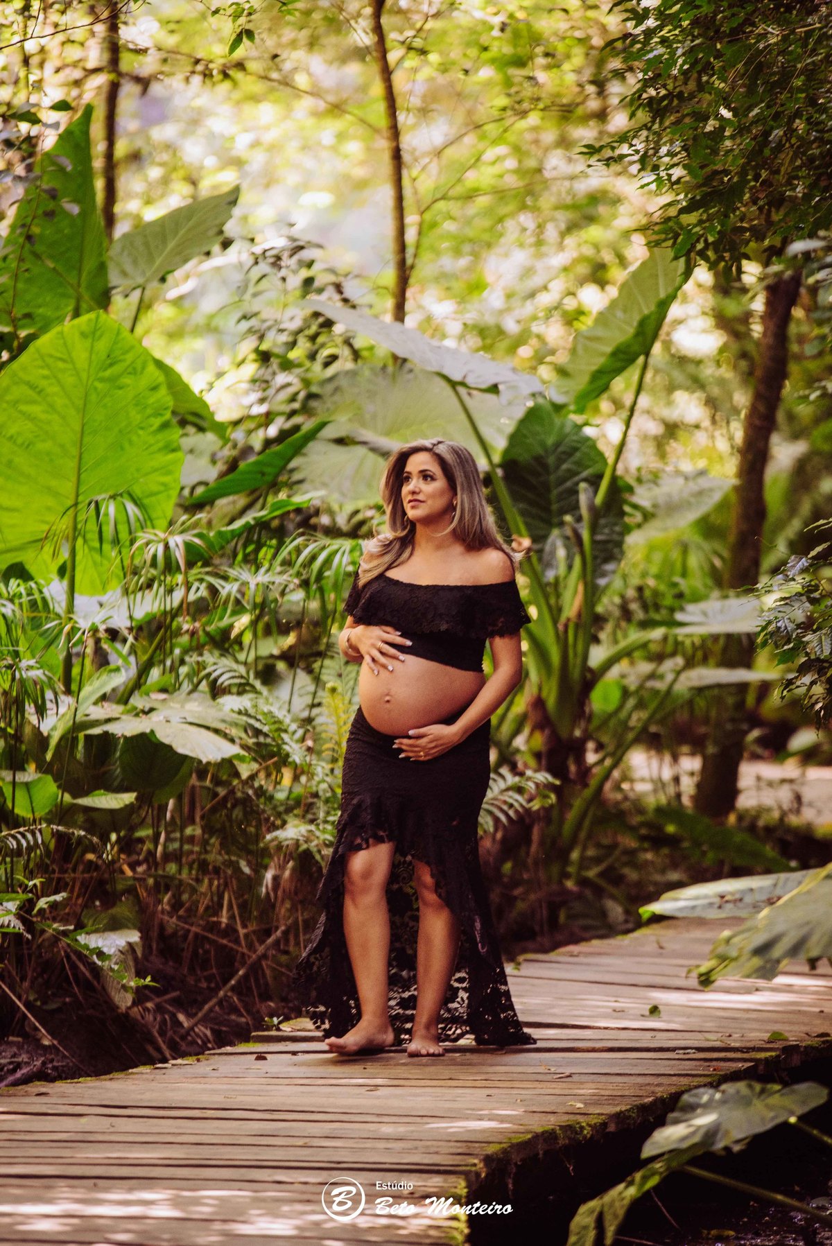 Book Gestante e Familia em Curitiba - Book de gestante lifestyle - Fotos ao ar livre - Grávida - Gestação - Estudio Beto Monteiro - unilivre - universidade livre - angela maria e sandro junior