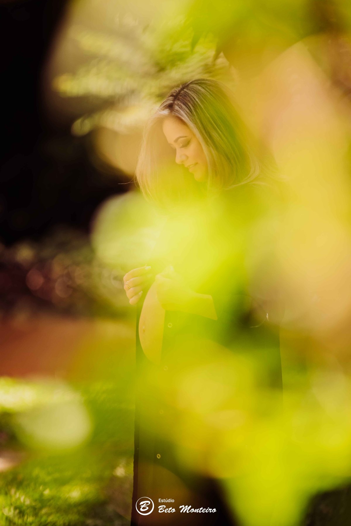 Book Gestante e Familia em Curitiba - Book de gestante lifestyle - Fotos ao ar livre - Grávida - Gestação - Estudio Beto Monteiro - unilivre - universidade livre - angela maria e sandro junior