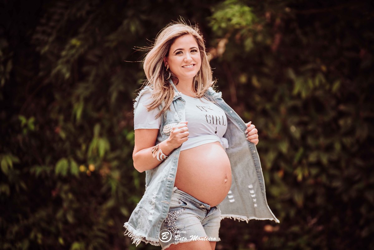 Book Gestante e Familia em Curitiba - Book de gestante lifestyle - Fotos ao ar livre - Grávida - Gestação - Estudio Beto Monteiro - unilivre - universidade livre - angela maria e sandro junior