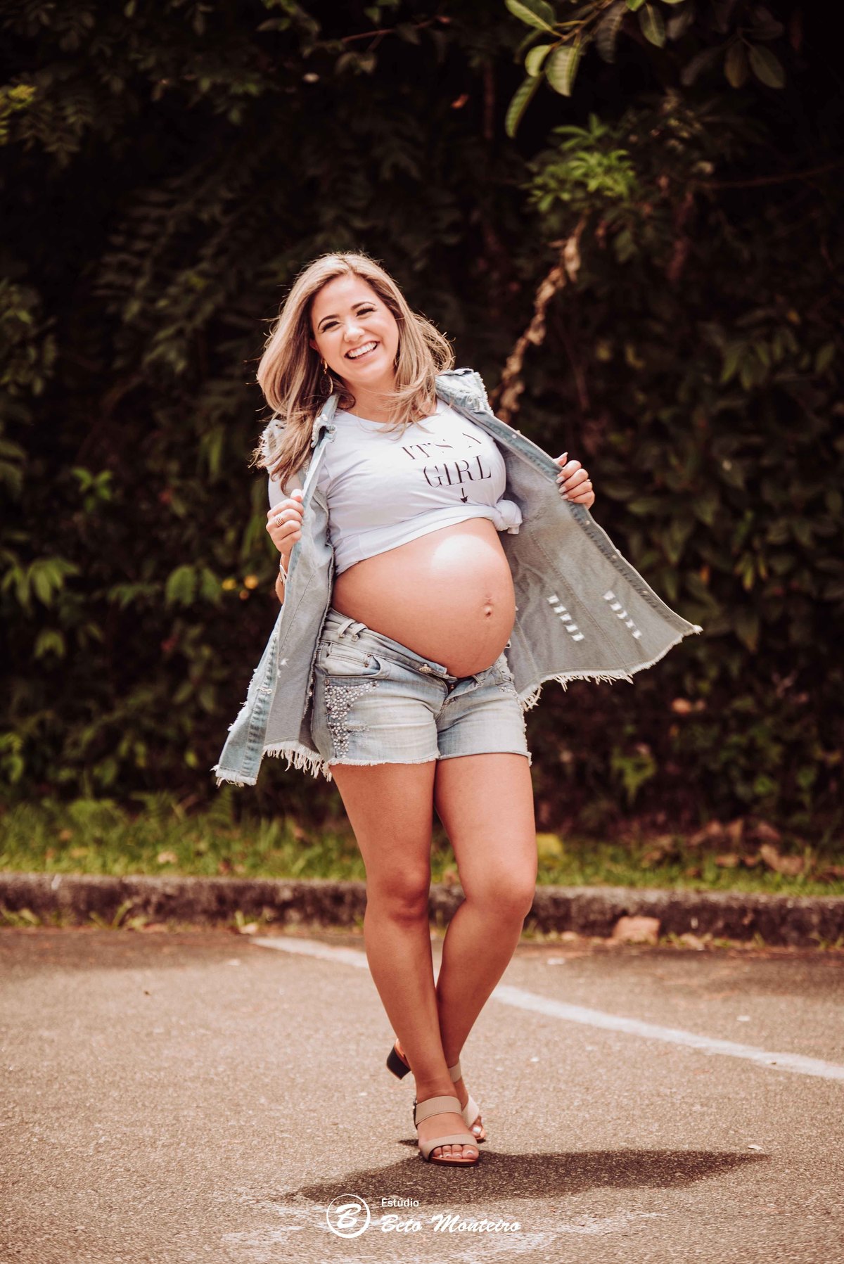 Book Gestante e Familia em Curitiba - Book de gestante lifestyle - Fotos ao ar livre - Grávida - Gestação - Estudio Beto Monteiro - unilivre - universidade livre - angela maria e sandro junior