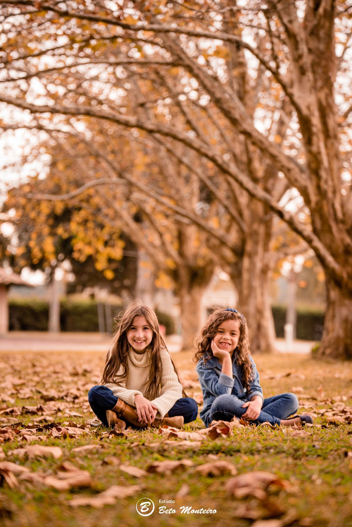 Book fotográfico Infantil - Book de fotos - Book de Criança - Book de Bebê - Book Menina - Book Menino - Estúdio Beto Monteiro - Curitiba - outono - haras - familia
