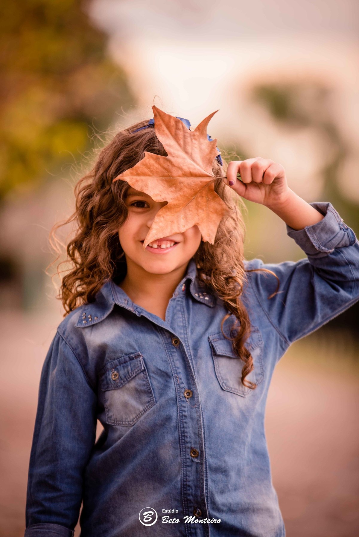 Book fotográfico Infantil - Book de fotos - Book de Criança - Book de Bebê - Book Menina - Book Menino - Estúdio Beto Monteiro - Curitiba - outono - haras - familia