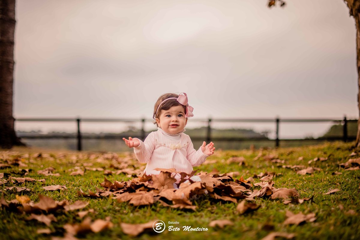Book fotográfico Infantil - Book de fotos - Book de Criança - Book de Bebê - Book Menina - Book Menino - Estúdio Beto Monteiro - Curitiba - outono - haras - familia