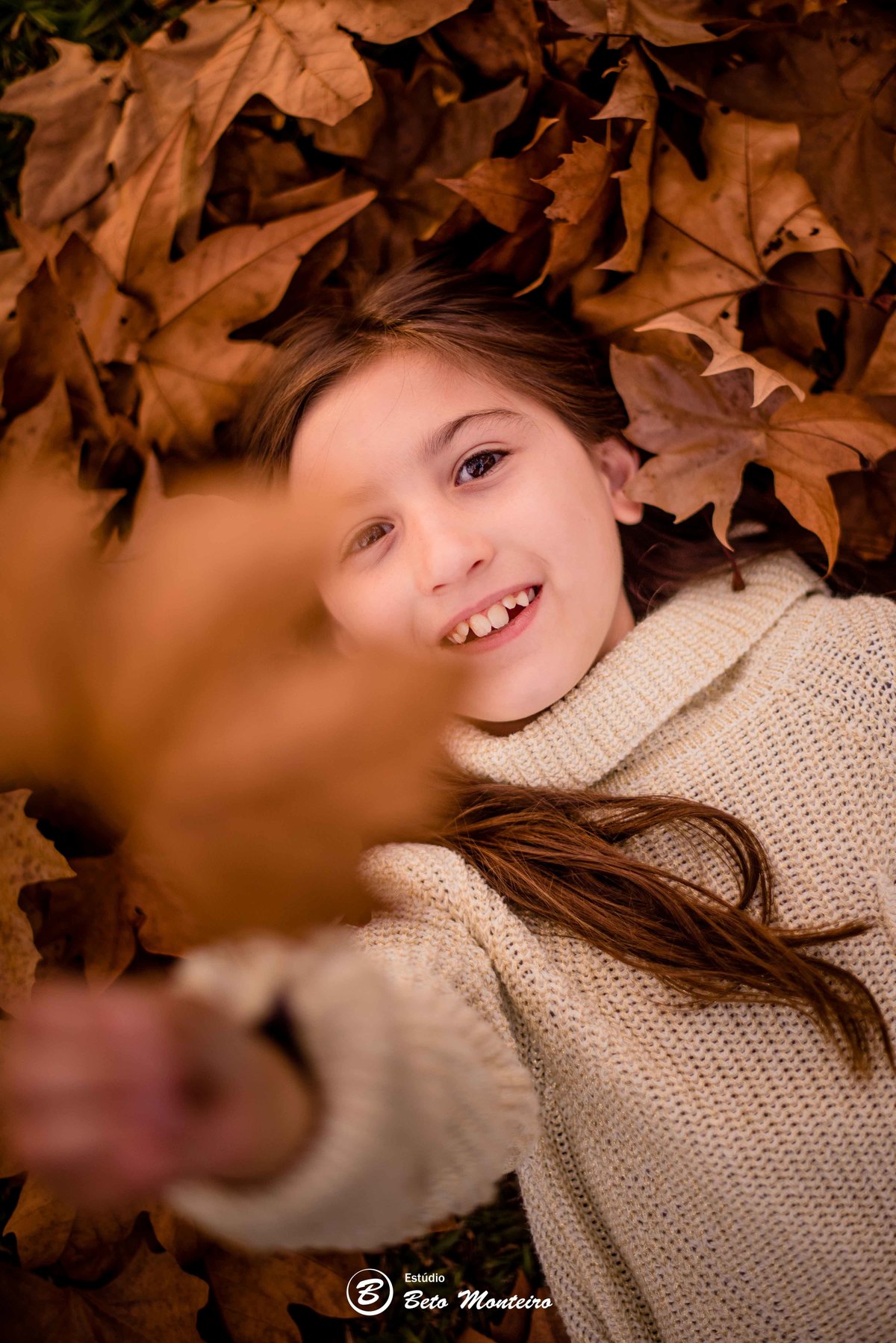 Book fotográfico Infantil - Book de fotos - Book de Criança - Book de Bebê - Book Menina - Book Menino - Estúdio Beto Monteiro - Curitiba - outono - haras - familia