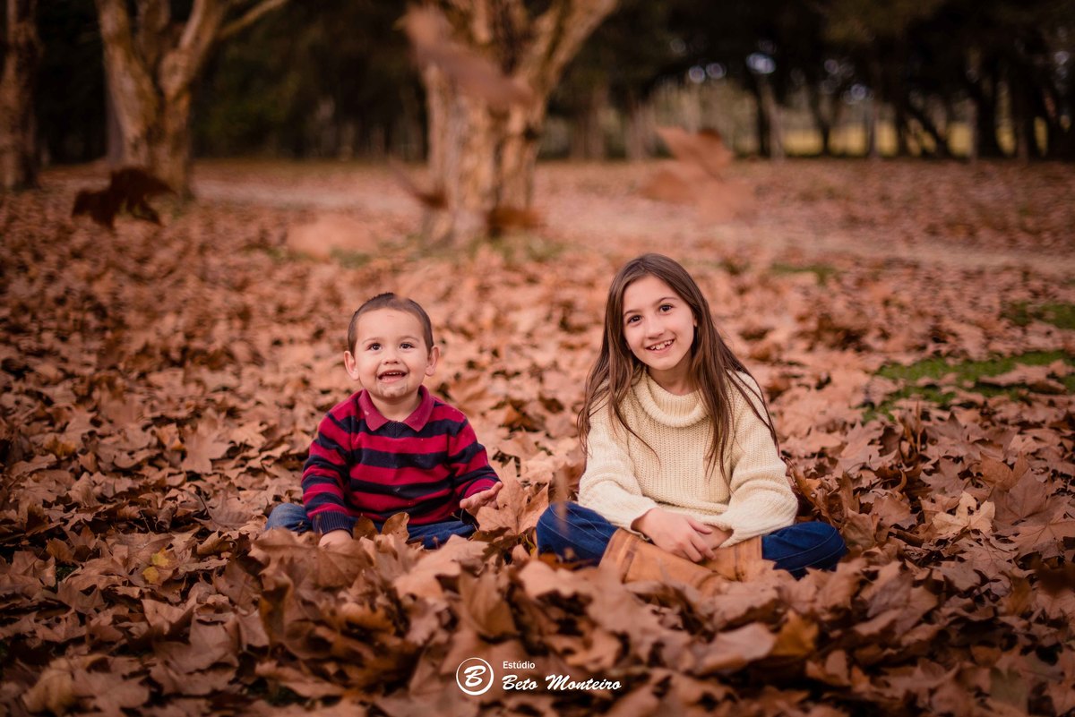 Book fotográfico Infantil - Book de fotos - Book de Criança - Book de Bebê - Book Menina - Book Menino - Estúdio Beto Monteiro - Curitiba - outono - haras - familia