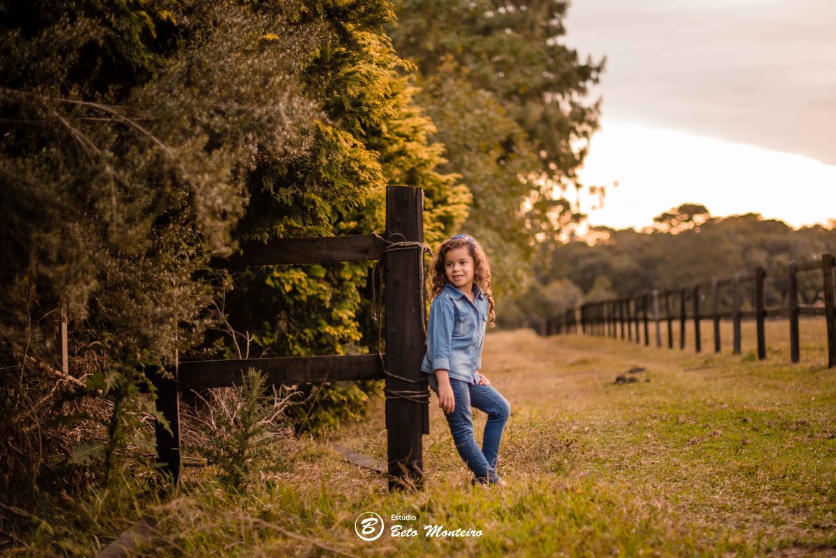 Book fotográfico Infantil - Book de fotos - Book de Criança - Book de Bebê - Book Menina - Book Menino - Estúdio Beto Monteiro - Curitiba - outono - haras - familia