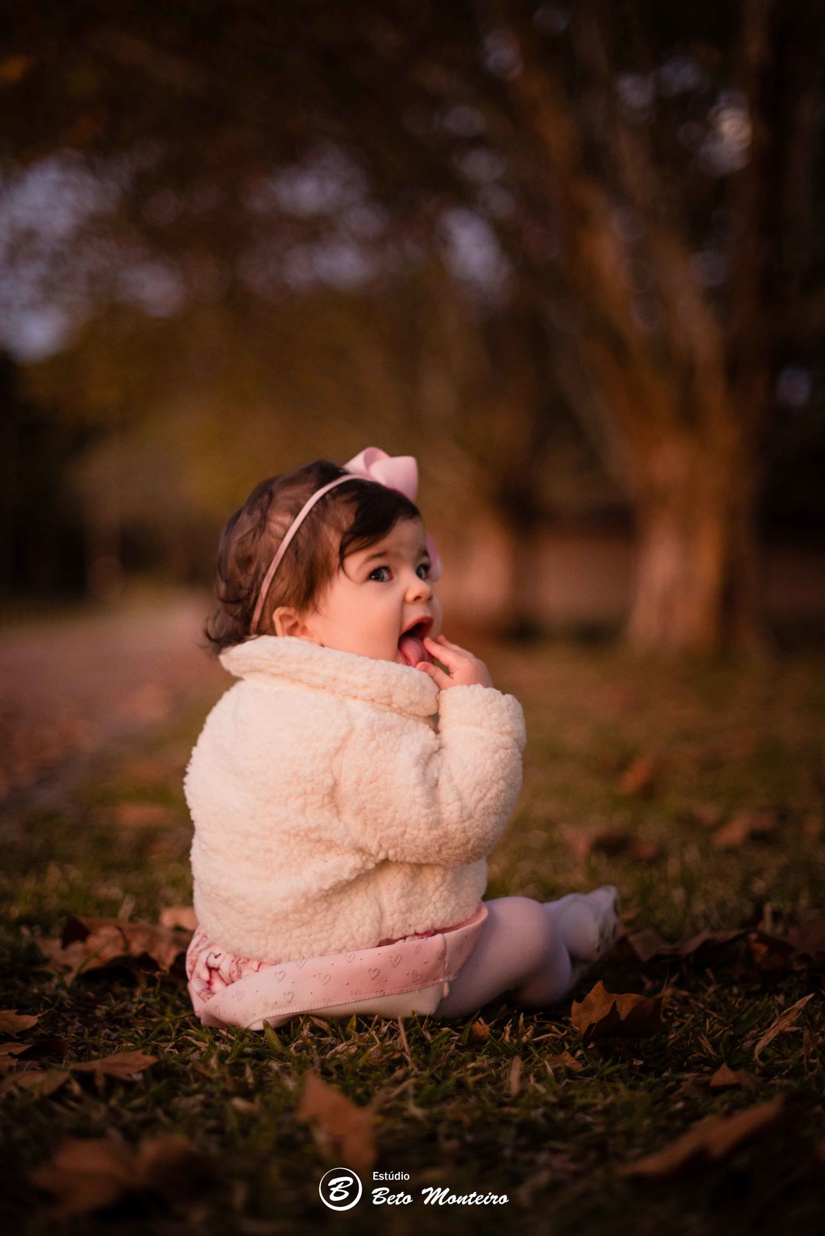 Book fotográfico Infantil - Book de fotos - Book de Criança - Book de Bebê - Book Menina - Book Menino - Estúdio Beto Monteiro - Curitiba - outono - haras - familia