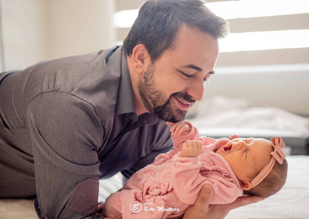 Book fotográfico Infantil - Book de fotos - Book de Criança - Book de Bebê - Book Menina - Book Menino - Estúdio Beto Monteiro - Curitiba - book família - lifestyle - new born - 30 dias