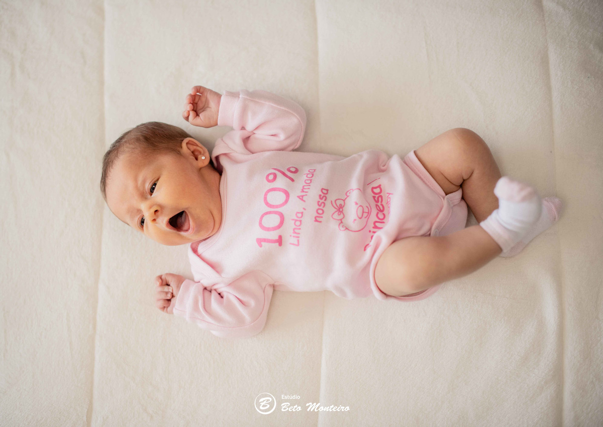 Book fotográfico Infantil - Book de fotos - Book de Criança - Book de Bebê - Book Menina - Book Menino - Estúdio Beto Monteiro - Curitiba - book família - lifestyle - new born - 30 dias