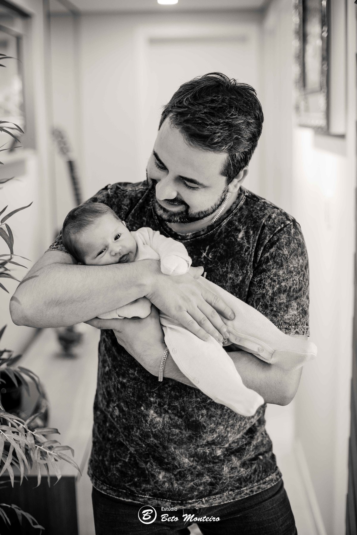 Book fotográfico Infantil - Book de fotos - Book de Criança - Book de Bebê - Book Menina - Book Menino - Estúdio Beto Monteiro - Curitiba - book família - lifestyle - new born - 30 dias