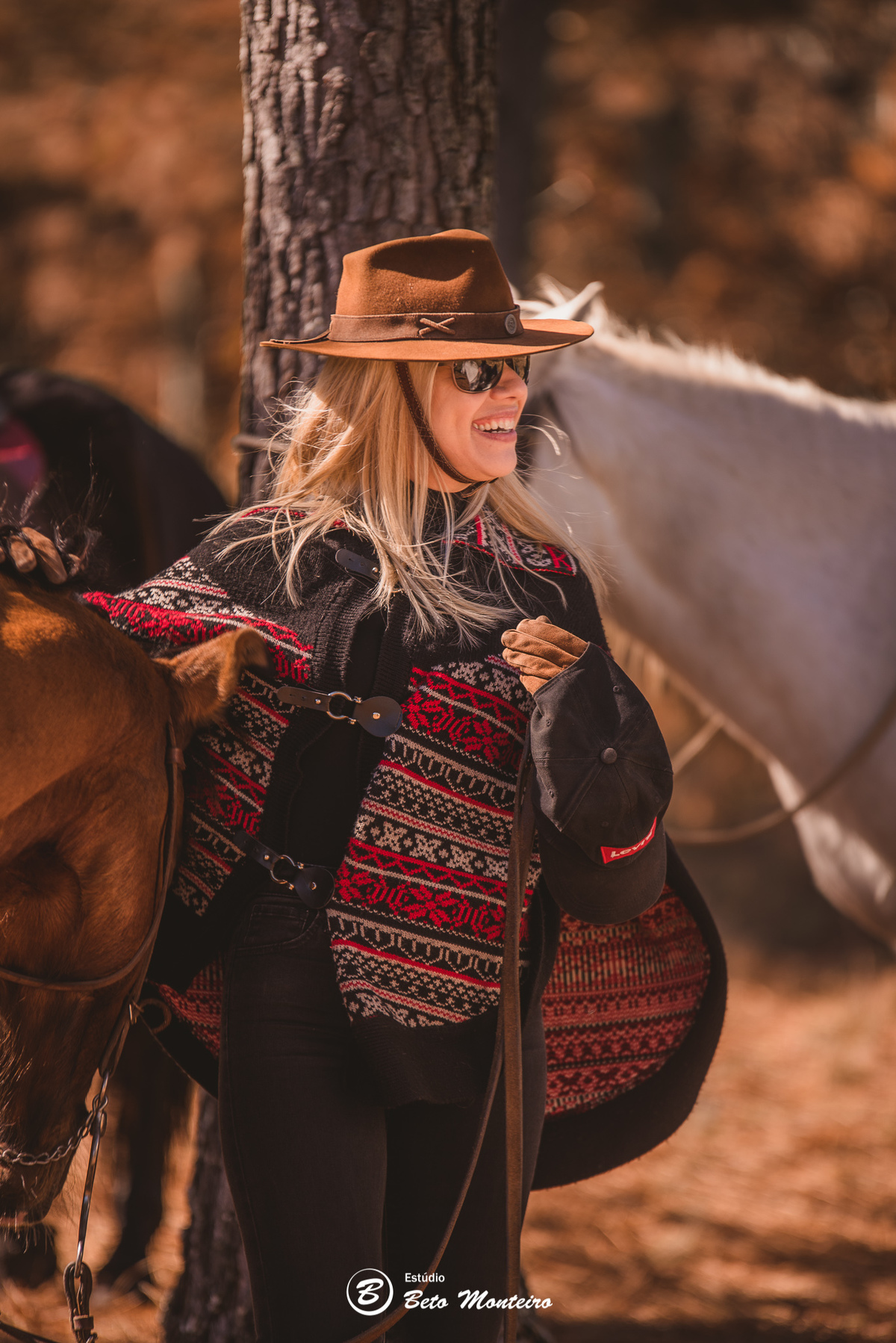 Book de fotos - Estúdio Beto Monteiro - Curitiba - book família - lifestyle - cavalo - cavalgada - sessão de fotos família - familia - sao luiz do puruna - rancho ventania - balsa nova - Luciana Tavora