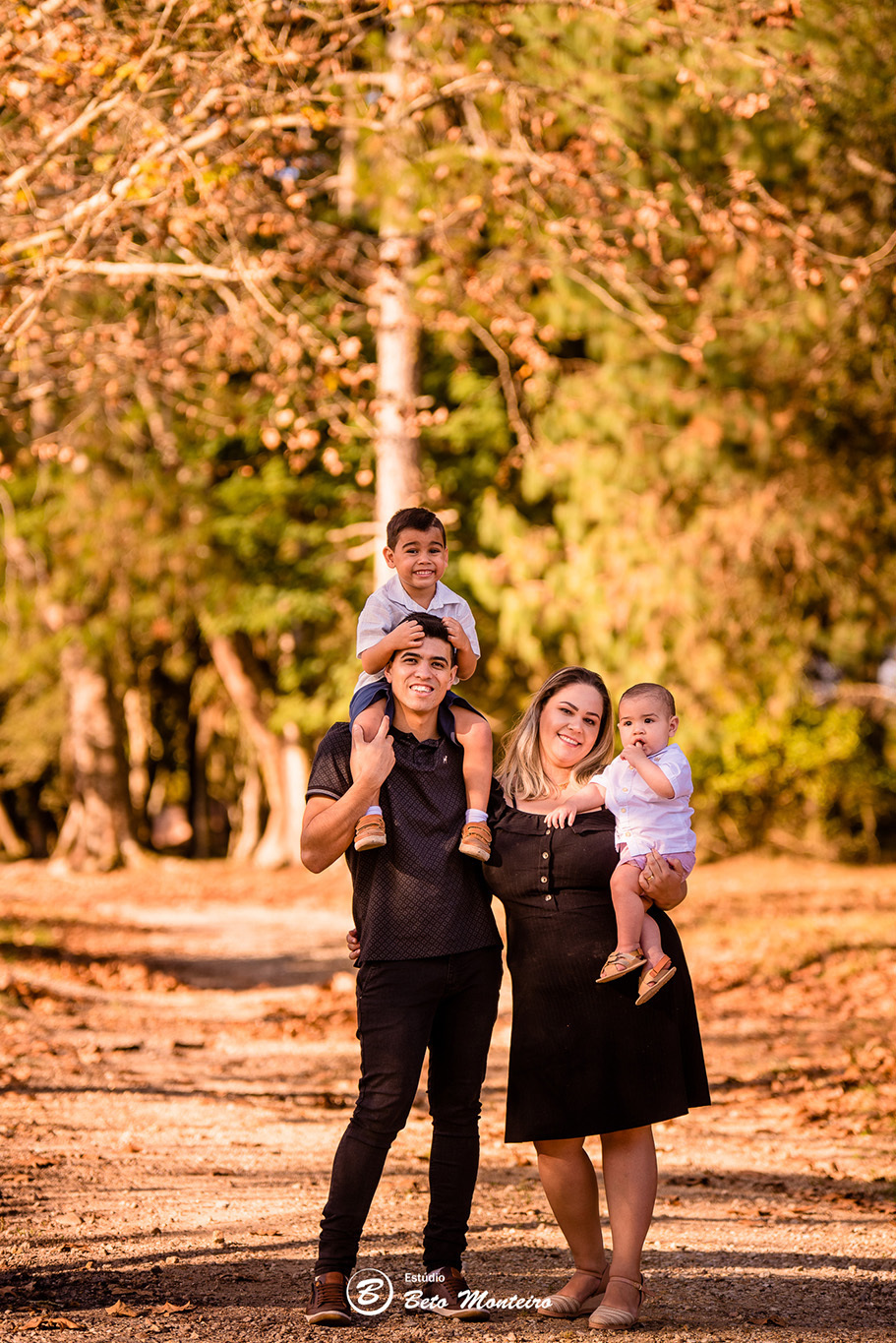 Book fotográfico Infantil - Book de fotos - Book de Criança - Book de Bebê - Book Menina - Book Menino - Estúdio Beto Monteiro - Curitiba - book família - lifestyle - smash the cake - avengers - theo - mariana e erick - cabanha matoski