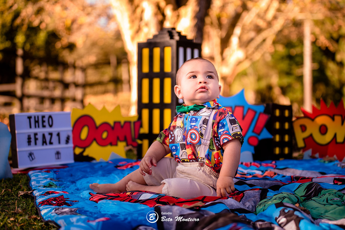 Book fotográfico Infantil - Book de fotos - Book de Criança - Book de Bebê - Book Menina - Book Menino - Estúdio Beto Monteiro - Curitiba - book família - lifestyle - smash the cake - avengers - theo - mariana e erick - cabanha matoski