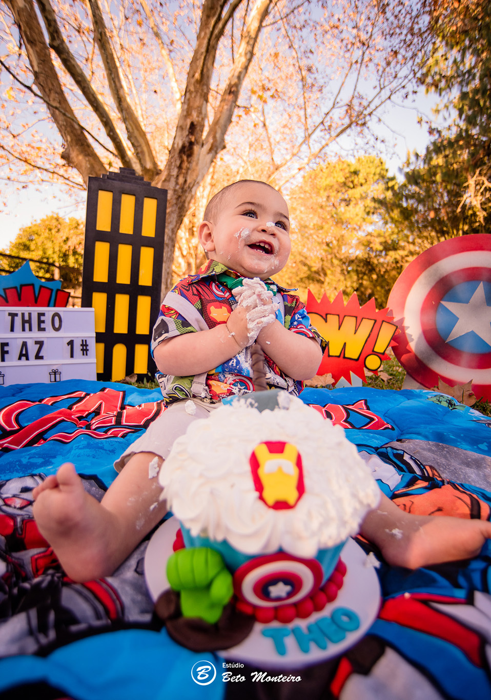 Book fotográfico Infantil - Book de fotos - Book de Criança - Book de Bebê - Book Menina - Book Menino - Estúdio Beto Monteiro - Curitiba - book família - lifestyle - smash the cake - avengers - theo - mariana e erick - cabanha matoski
