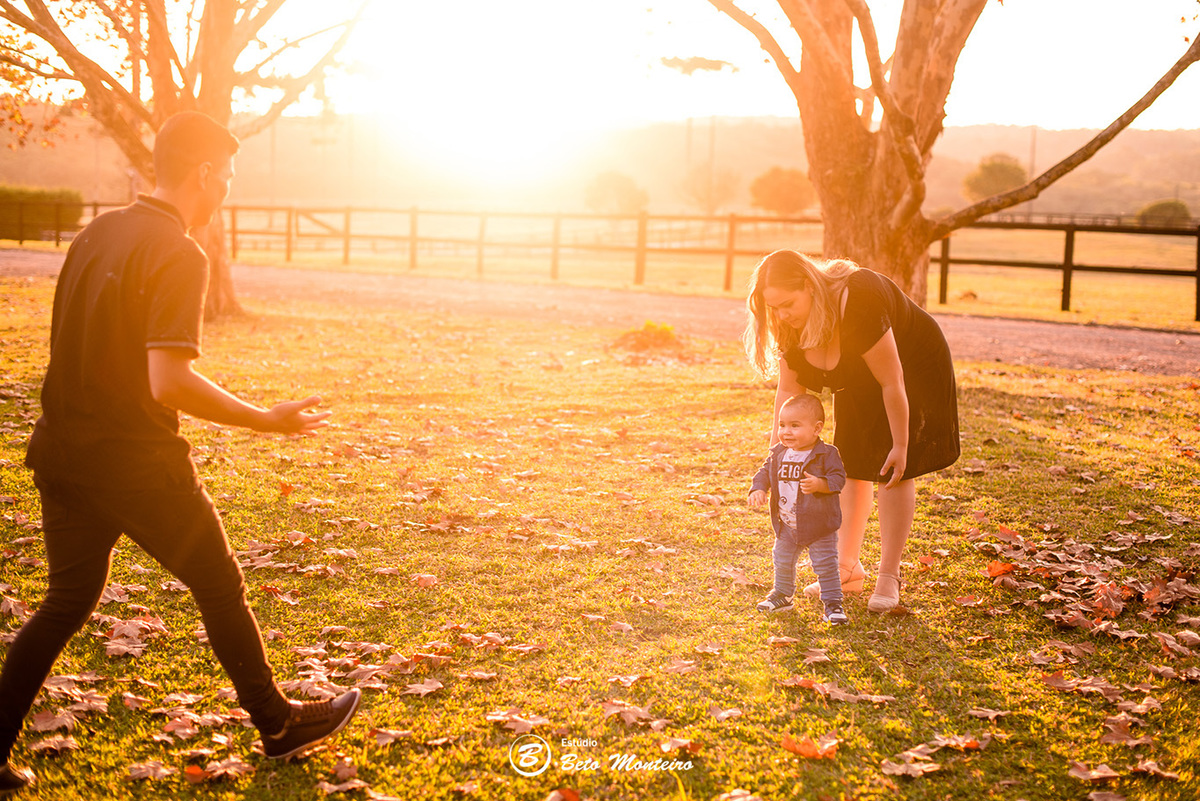 Book fotográfico Infantil - Book de fotos - Book de Criança - Book de Bebê - Book Menina - Book Menino - Estúdio Beto Monteiro - Curitiba - book família - lifestyle - smash the cake - avengers - theo - mariana e erick - cabanha matoski