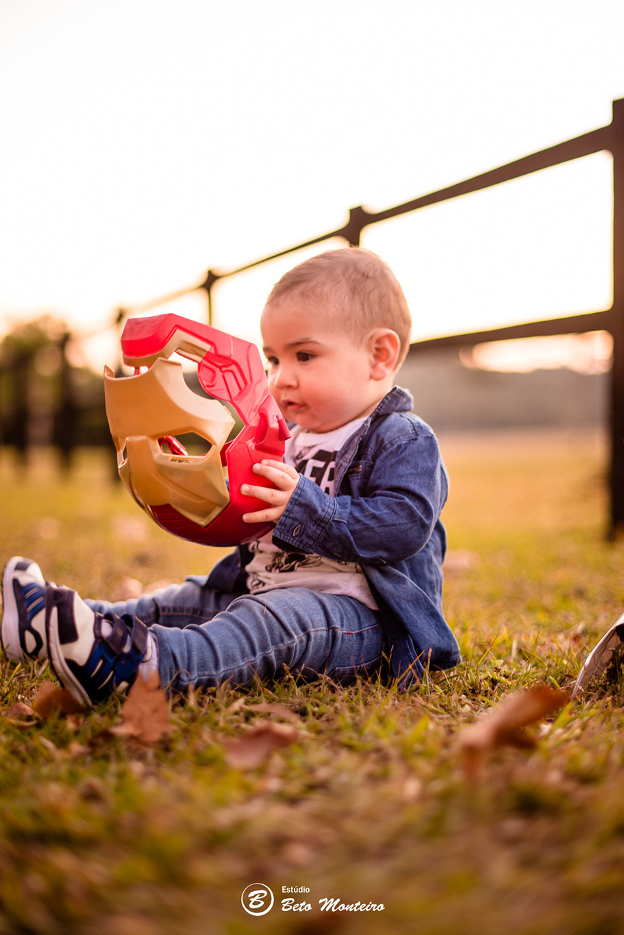 Book fotográfico Infantil - Book de fotos - Book de Criança - Book de Bebê - Book Menina - Book Menino - Estúdio Beto Monteiro - Curitiba - book família - lifestyle - smash the cake - avengers - theo - mariana e erick - cabanha matoski