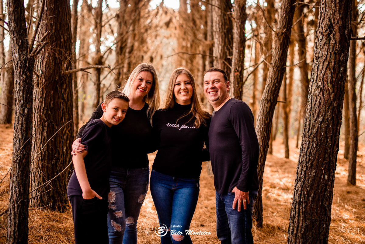 Aniversário de 15 anos - Foto e Filmagem de 15 anos - Debutante - Estúdio Beto Monteiro - Curitiba - fotografo de 15 anos - sessao de fotos - book de fotos - book de 15 anos - fotografo - cabanha matoski - tamirys 