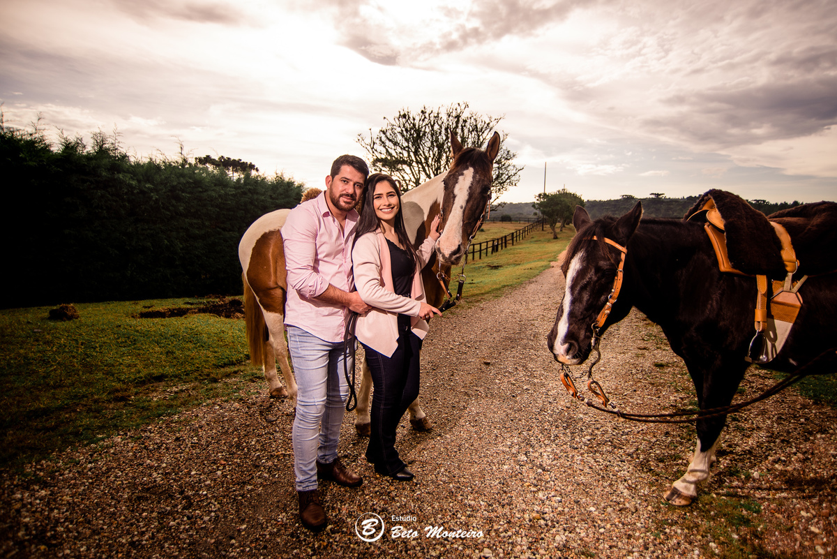fotografo de casamento - videos de casamento - filmagem - casamento - cinegrafista - filmmaker - wedding - produtora - curitiba - estudio beto monteiro - casal - pre wedding - Taina e Marcelo - cabanha matoski - cavalo