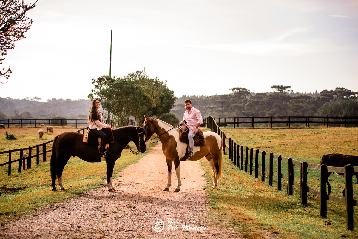 fotografo de casamento - videos de casamento - filmagem - casamento - cinegrafista - filmmaker - wedding - produtora - curitiba - estudio beto monteiro - casal - pre wedding - Taina e Marcelo - cabanha matoski - cavalo