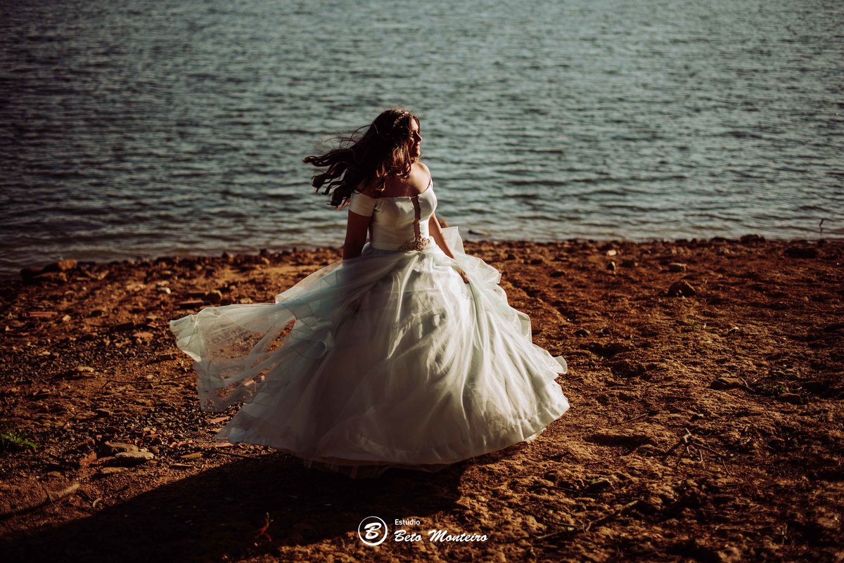 Aniversário de 15 anos - Foto e Filmagem de 15 anos - Debutante - Estúdio Beto Monteiro - Curitiba - fotografo de 15 anos - sessao de fotos - book de fotos - book de 15 anos - fotografo - bruna - família - laggus eventos