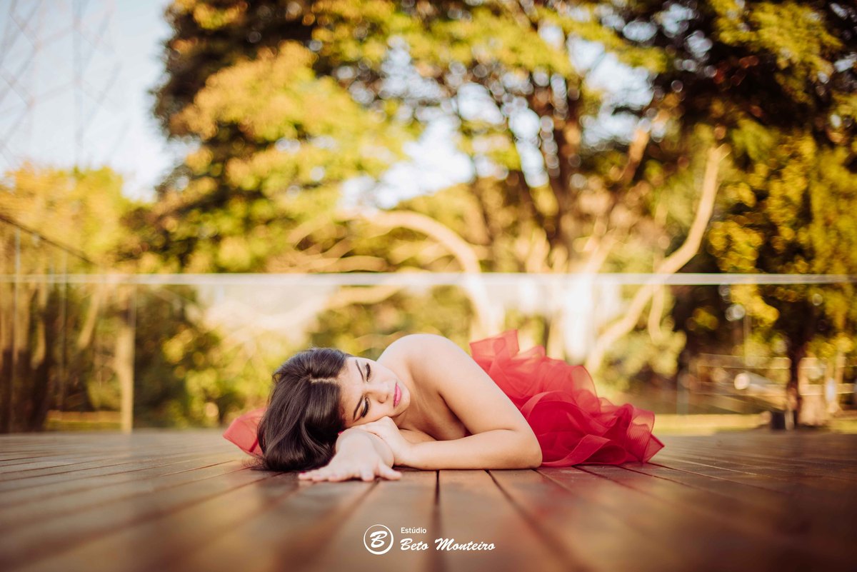 Aniversário de 15 anos - Foto e Filmagem de 15 anos - Debutante - Estúdio Beto Monteiro - Curitiba - fotografo de 15 anos - sessao de fotos - book de fotos - book de 15 anos - fotografo - bruna - família - laggus eventos