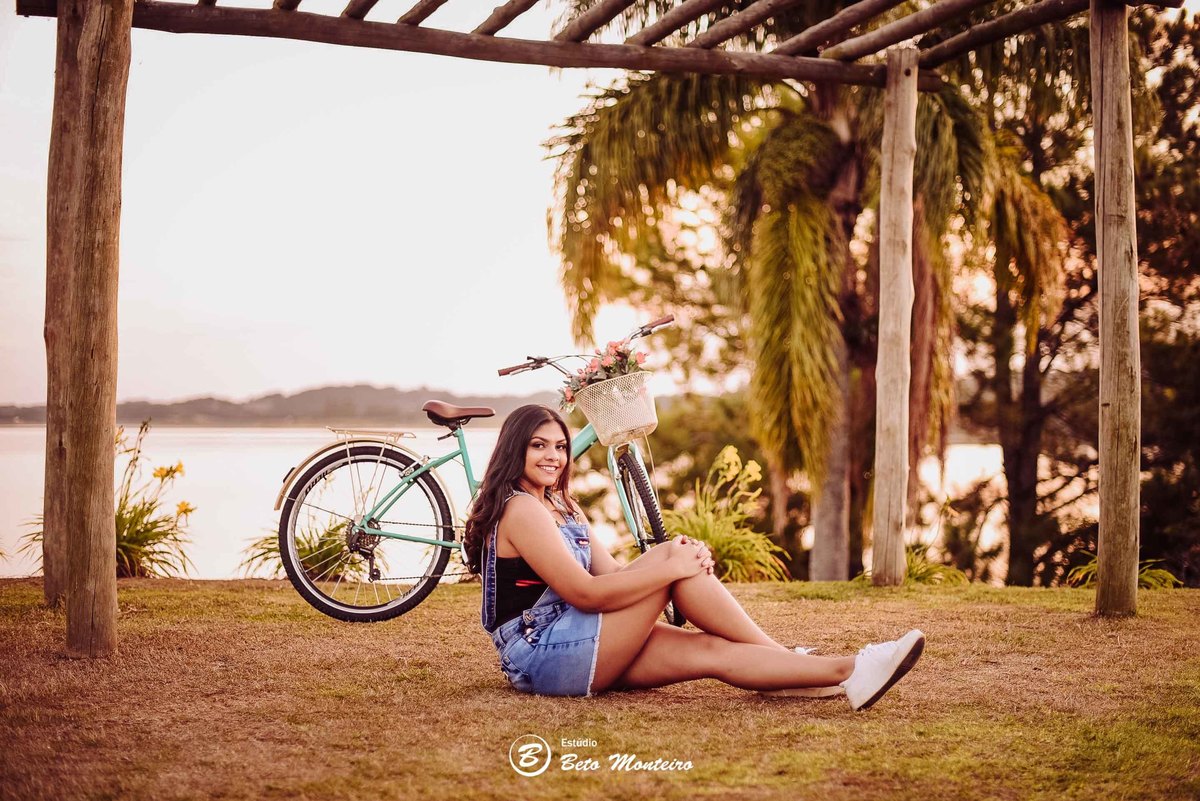 Aniversário de 15 anos - Foto e Filmagem de 15 anos - Debutante - Estúdio Beto Monteiro - Curitiba - fotografo de 15 anos - sessao de fotos - book de fotos - book de 15 anos - fotografo - bruna - família - laggus eventos