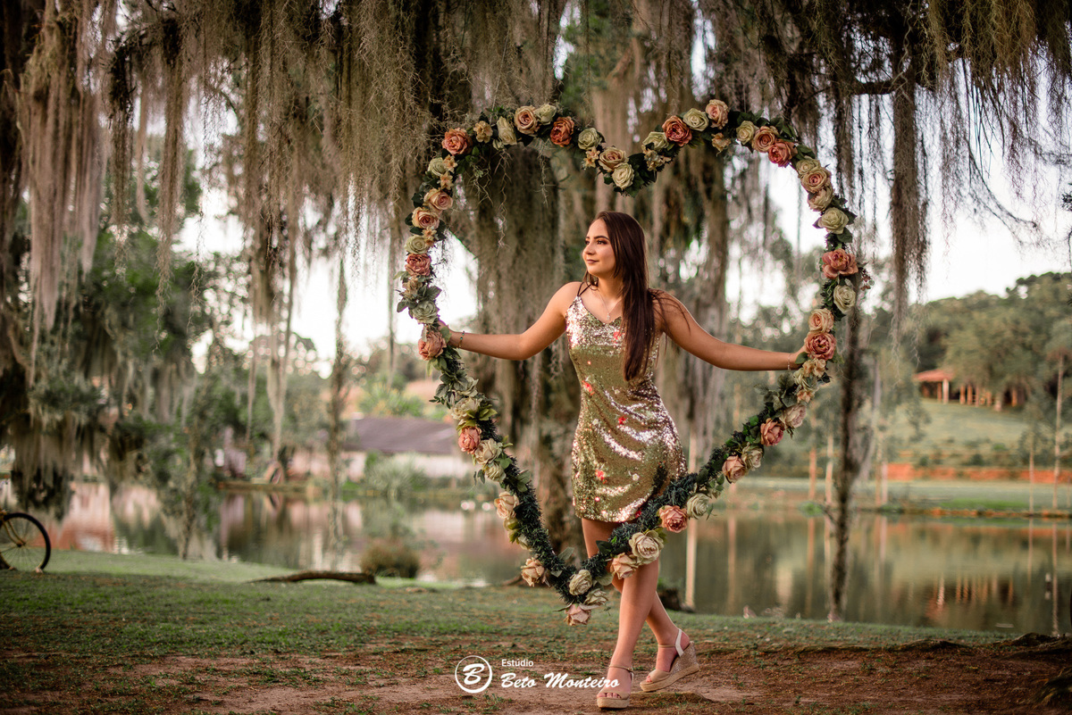 Aniversário de 15 anos - Foto e Filmagem de 15 anos - Debutante - Estúdio Beto Monteiro - Curitiba - fotografo de 15 anos - sessao de fotos - book de fotos - book de 15 anos - fotografo - bianca - família - chacara ienkot