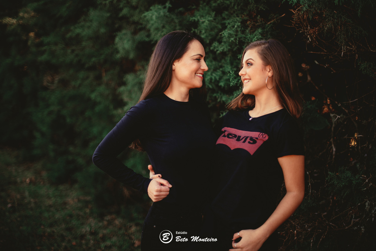 Aniversário de 15 anos - Foto e Filmagem de 15 anos - Debutante - Estúdio Beto Monteiro - Curitiba - fotografo de 15 anos - sessao de fotos - book de fotos - book de 15 anos - fotografo - nicole sendas - paola - jocelio - familia - cabanha matoski - haras