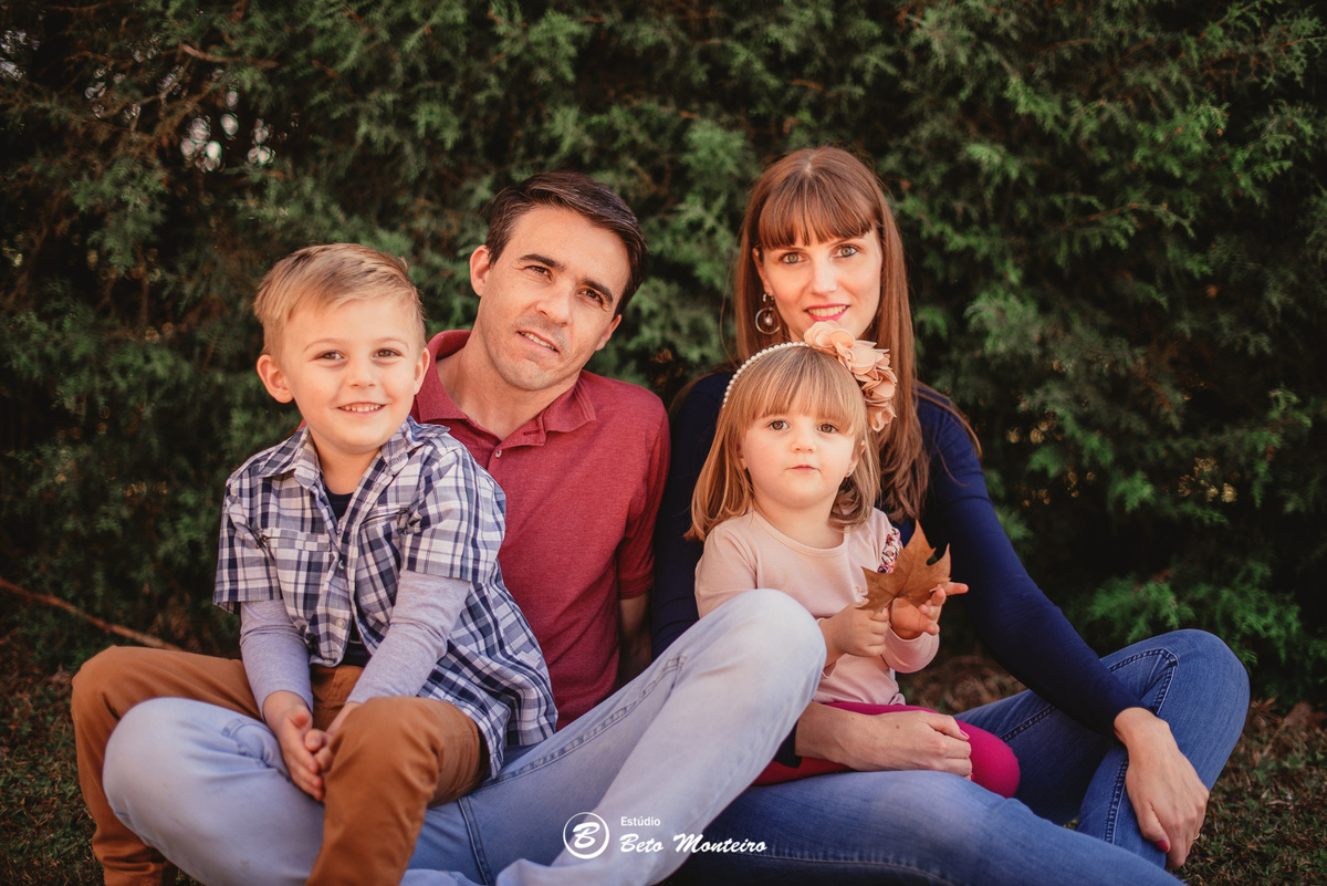 Book de fotos - Estúdio Beto Monteiro - Curitiba - book família - lifestyle - book infantil - sessão de fotos família - familia - cabanha Matoski - Daniele - Junior - Felipe - Laura