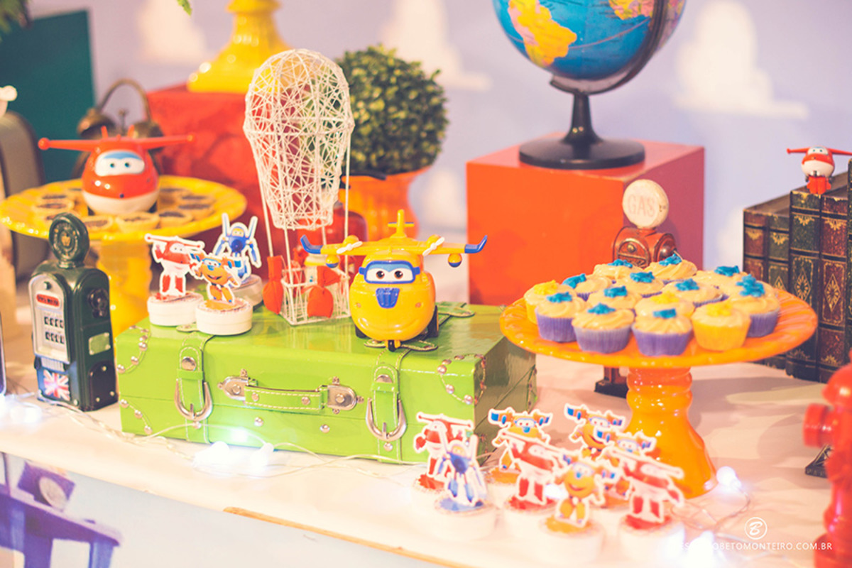 Book fotográfico Infantil - Book de fotos - Book de Criança - Book de Bebê - Book Menina - Book Menino - Estúdio Beto Monteiro - Curitiba - book família - lifestyle - new born - enzo - aniversario infantil - aniversario