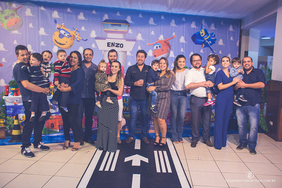 Book fotográfico Infantil - Book de fotos - Book de Criança - Book de Bebê - Book Menina - Book Menino - Estúdio Beto Monteiro - Curitiba - book família - lifestyle - new born - enzo - aniversario infantil - aniversario