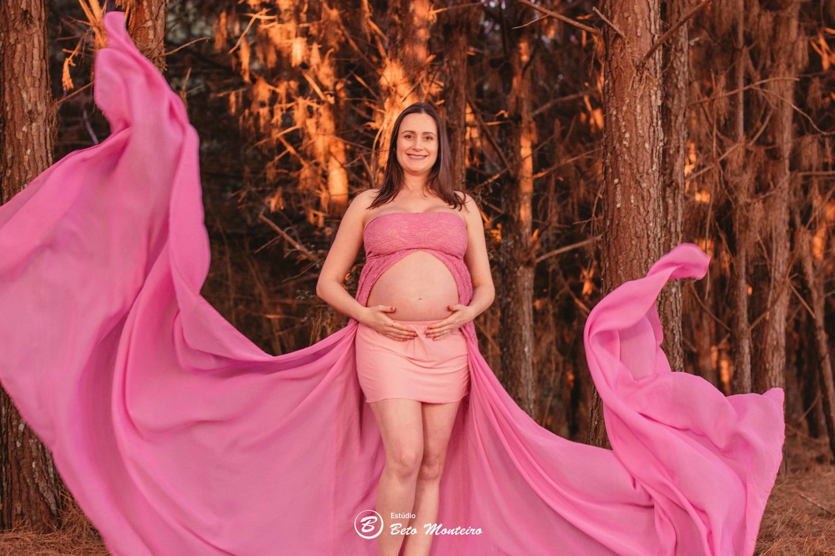 Book Gestante e Família em Curitiba - Book de gestante lifestyle - Fotos ao ar livre - Fotos em estúdio - Grávida - Gestação - Estudio Beto Monteiro - Cabanha Matoski - Lidia - Diego - Luana - Meg - Léo