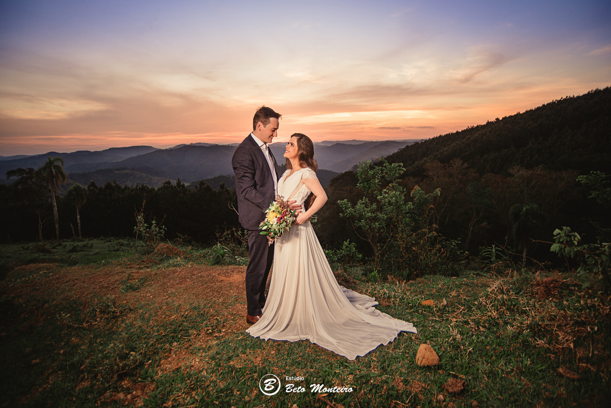 fotografo de casamento - videos de casamento - filmagem - casamento - cinegrafista - filmmaker - wedding - produtora - curitiba - estudio beto monteiro - casal - pre wedding - Thaynara e Demerval - Ribeirão das Flores - vestido com manga - castro