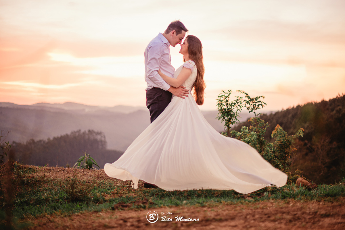 fotografo de casamento - videos de casamento - filmagem - casamento - cinegrafista - filmmaker - wedding - produtora - curitiba - estudio beto monteiro - casal - pre wedding - Thaynara e Demerval - Ribeirão das Flores - vestido com manga - castro