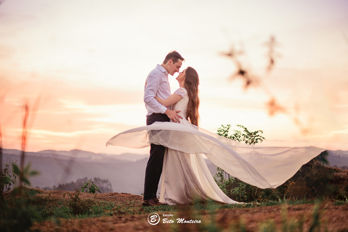 fotografo de casamento - videos de casamento - filmagem - casamento - cinegrafista - filmmaker - wedding - produtora - curitiba - estudio beto monteiro - casal - pre wedding - Thaynara e Demerval - Ribeirão das Flores - vestido com manga - castro