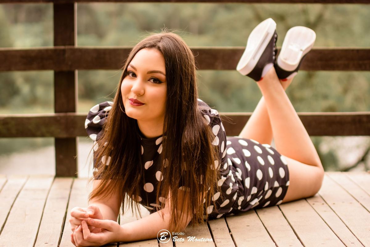 Aniversário de 15 anos - Foto e Filmagem de 15 anos - Debutante - Estúdio Beto Monteiro - Curitiba - fotografo de 15 anos - sessao de fotos - book de fotos - book de 15 anos - fotografo - fotógrafa - thifany - família - parque - parque lago azul
