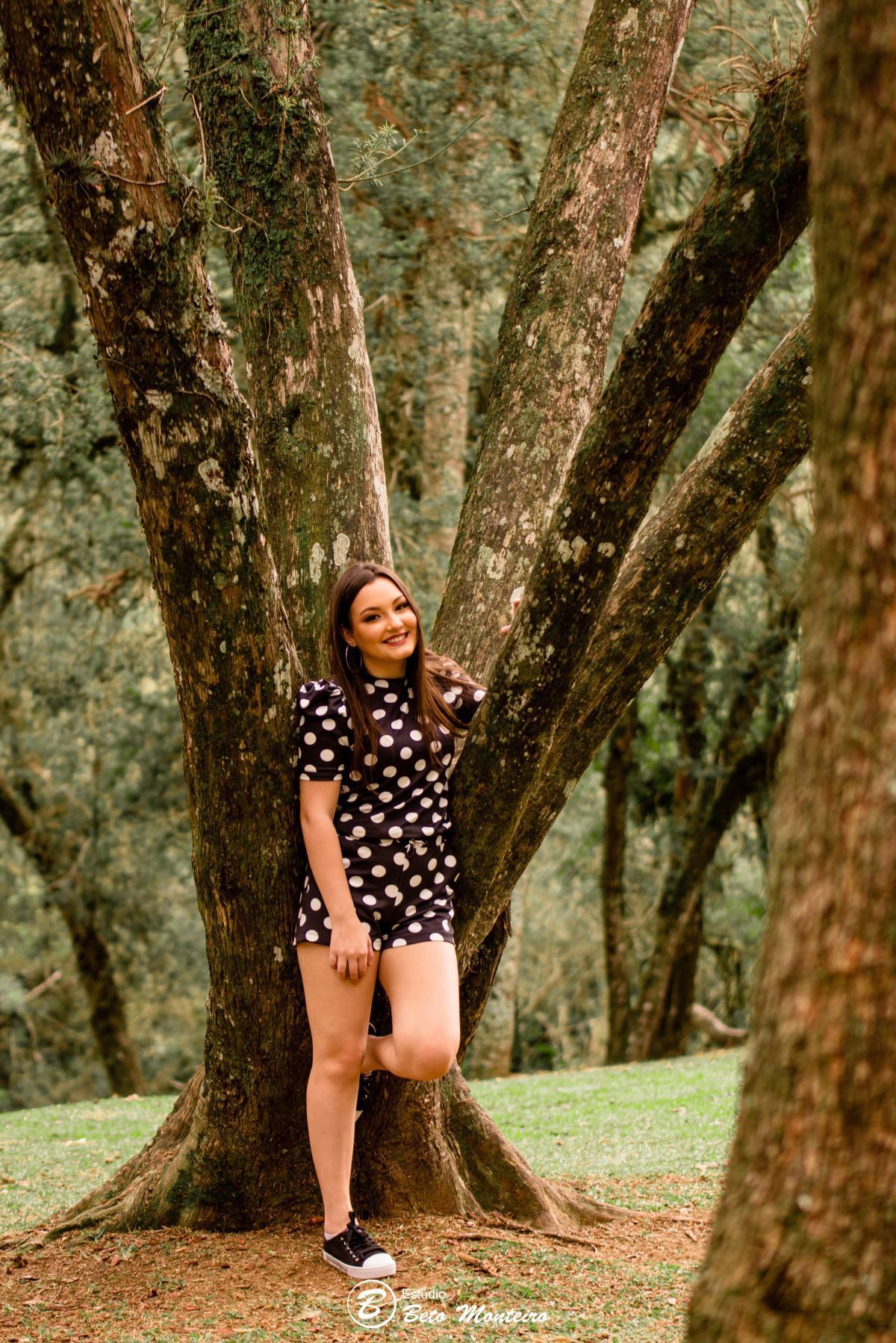 Aniversário de 15 anos - Foto e Filmagem de 15 anos - Debutante - Estúdio Beto Monteiro - Curitiba - fotografo de 15 anos - sessao de fotos - book de fotos - book de 15 anos - fotografo - fotógrafa - thifany - família - parque - parque lago azul