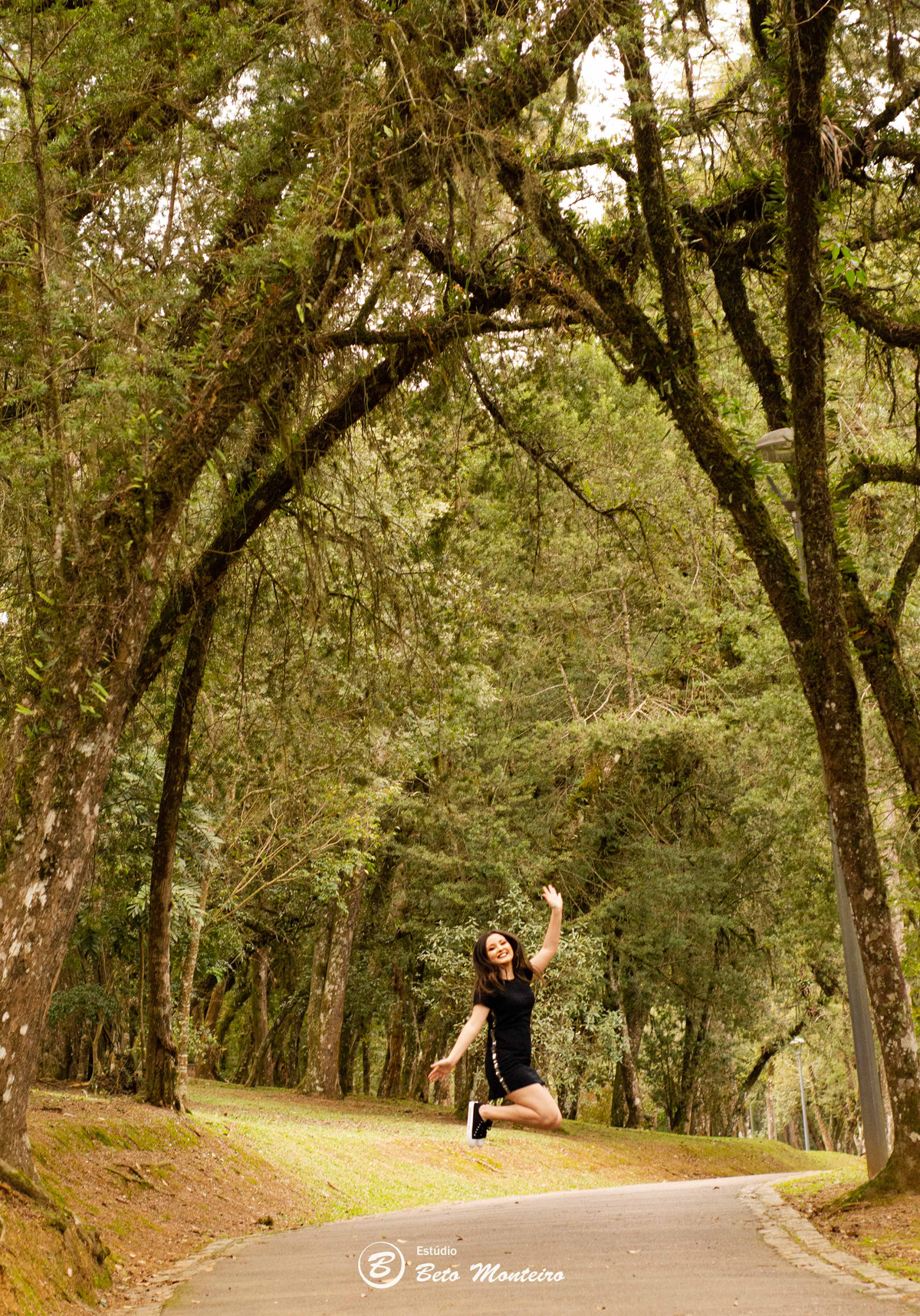 Aniversário de 15 anos - Foto e Filmagem de 15 anos - Debutante - Estúdio Beto Monteiro - Curitiba - fotografo de 15 anos - sessao de fotos - book de fotos - book de 15 anos - fotografo - fotógrafa - thifany - família - parque - parque lago azul