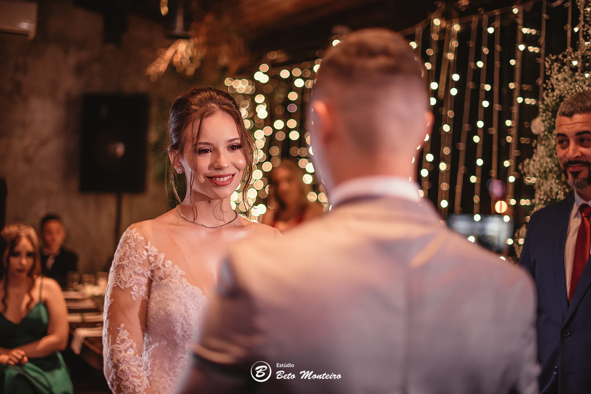 fotografo de casamento - videos de casamento - filmagem - casamento - cinegrafista - filmmaker - wedding - produtora - curitiba - estudio beto monteiro - casal - pre wedding - ana e matheus - le rechaud - first look - noiva se maquiando - 