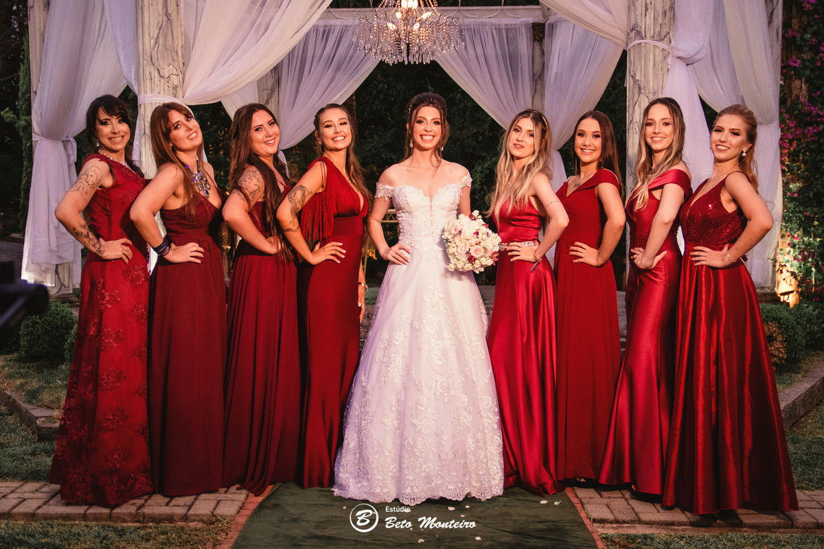 fotografo de casamento - videos de casamento - filmagem - casamento - cinegrafista - filmmaker - wedding - produtora - curitiba - estudio beto monteiro - casal - pre wedding - Thaís Govea e Felipe Naldony - Castello Reale Colombo - ar livre - externo