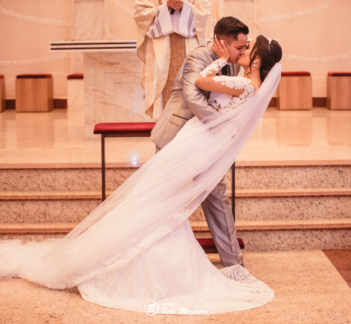 fotografo de casamento - videos de casamento - filmagem - casamento - cinegrafista - filmmaker - wedding - produtora - curitiba - estudio beto monteiro - casal - pre wedding - Jady e Daniel -  Santuário São Francisco de Assis - Sal e Brasa - Curitiba