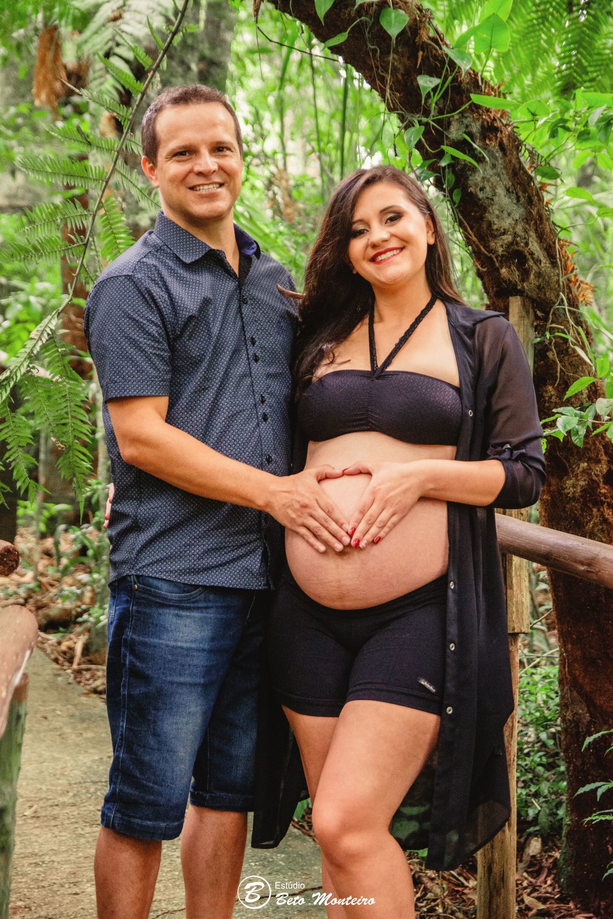 Book Gestante e Familia em Curitiba - Book gestante São José dos Pinhais - Book de gestante lifestyle - Fotos ao ar livre - Grávida - Gestação - Estudio Beto Monteiro - Pesque Pague Recanto das Flores - Suellen - Leandro - Bernardo - Louise