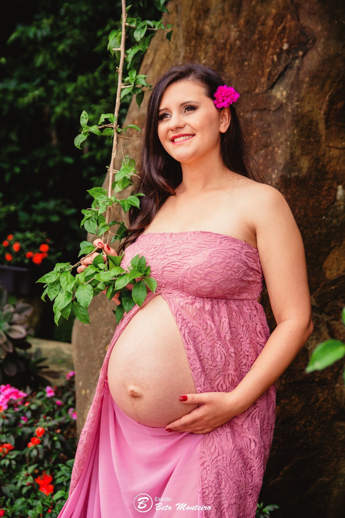 Book Gestante e Familia em Curitiba - Book gestante São José dos Pinhais - Book de gestante lifestyle - Fotos ao ar livre - Grávida - Gestação - Estudio Beto Monteiro - Pesque Pague Recanto das Flores - Suellen - Leandro - Bernardo - Louise