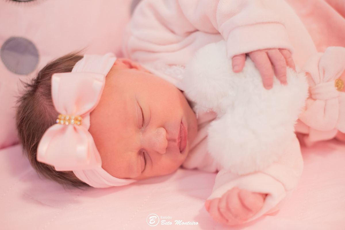 Newborn - newborn lifestyle - newborn em casa - newborn menina - new born - Book fotográfico NewBorn - Book de fotos - Book NewBorn - Book de Recem Nascido - Book de Bebê - Estúdio Beto Monteiro - Curitiba
