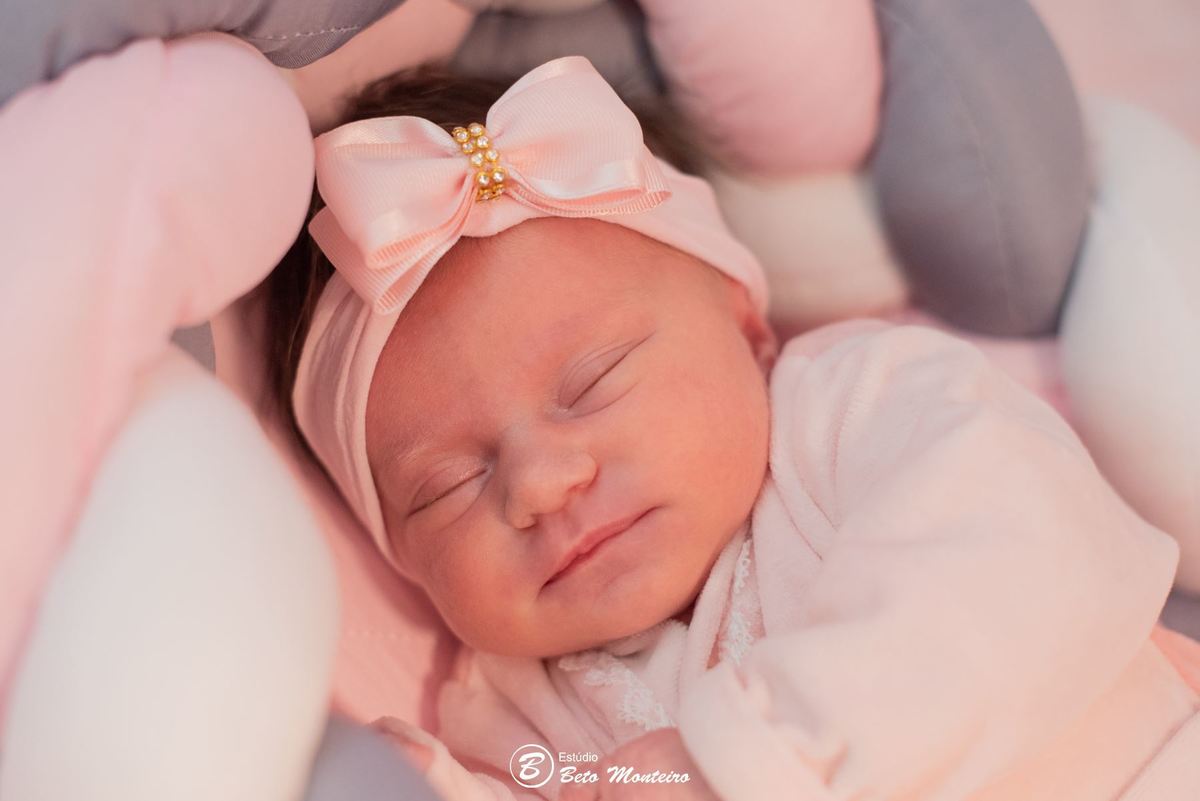 Newborn - newborn lifestyle - newborn em casa - newborn menina - new born - Book fotográfico NewBorn - Book de fotos - Book NewBorn - Book de Recem Nascido - Book de Bebê - Estúdio Beto Monteiro - Curitiba