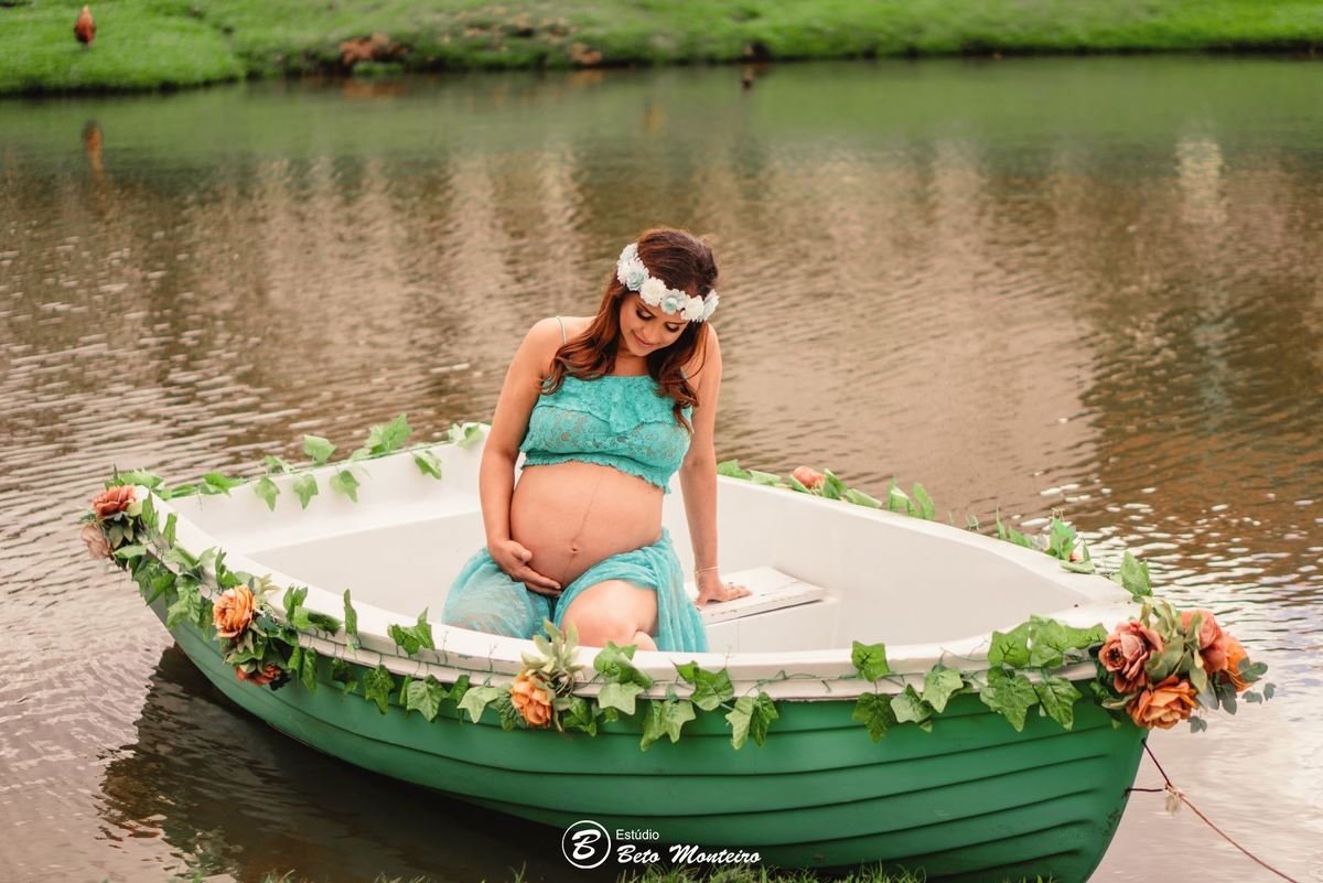 Book Gestante e Familia em Curitiba - Book gestante São José dos Pinhais - Book de gestante lifestyle - Fotos ao ar livre - Grávida - Gestação - Estúdio Beto Monteiro - Chácara Ienkot - Luciana- Isabela - Luiza - André