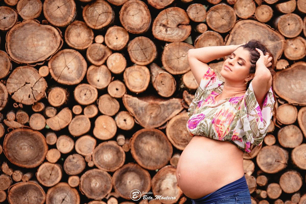 Book Gestante e Familia em Curitiba - Book gestante São José dos Pinhais - Book de gestante lifestyle - Fotos ao ar livre - Grávida - Gestação - Estúdio Beto Monteiro - Chácara Ienkot - Luciana- Isabela - Luiza - André