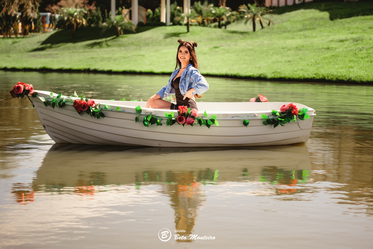 Aniversário de 15 anos - Foto e Filmagem - Debutante - Estúdio Beto Monteiro - Curitiba - fotografo de 15 anos - sessao de fotos - book de fotos - book de 15 anos - fotografo - isabella bozza - bella - bozza - chacara ienkot - vestido - roze bozza