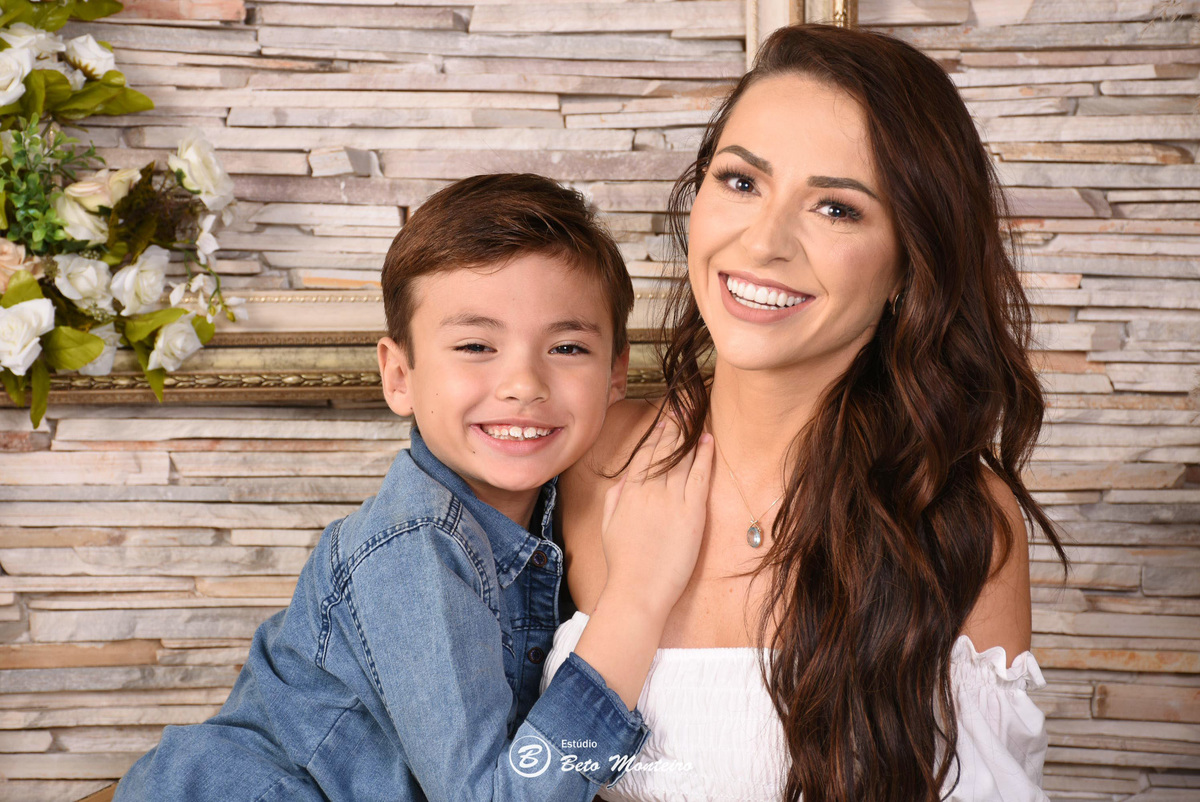 Mini ensaio dia das mães. Sessão dia das mães. Sessão dia das mães Curitiba. Mãe e filha. Mãe e filho. Mãe e filhos.