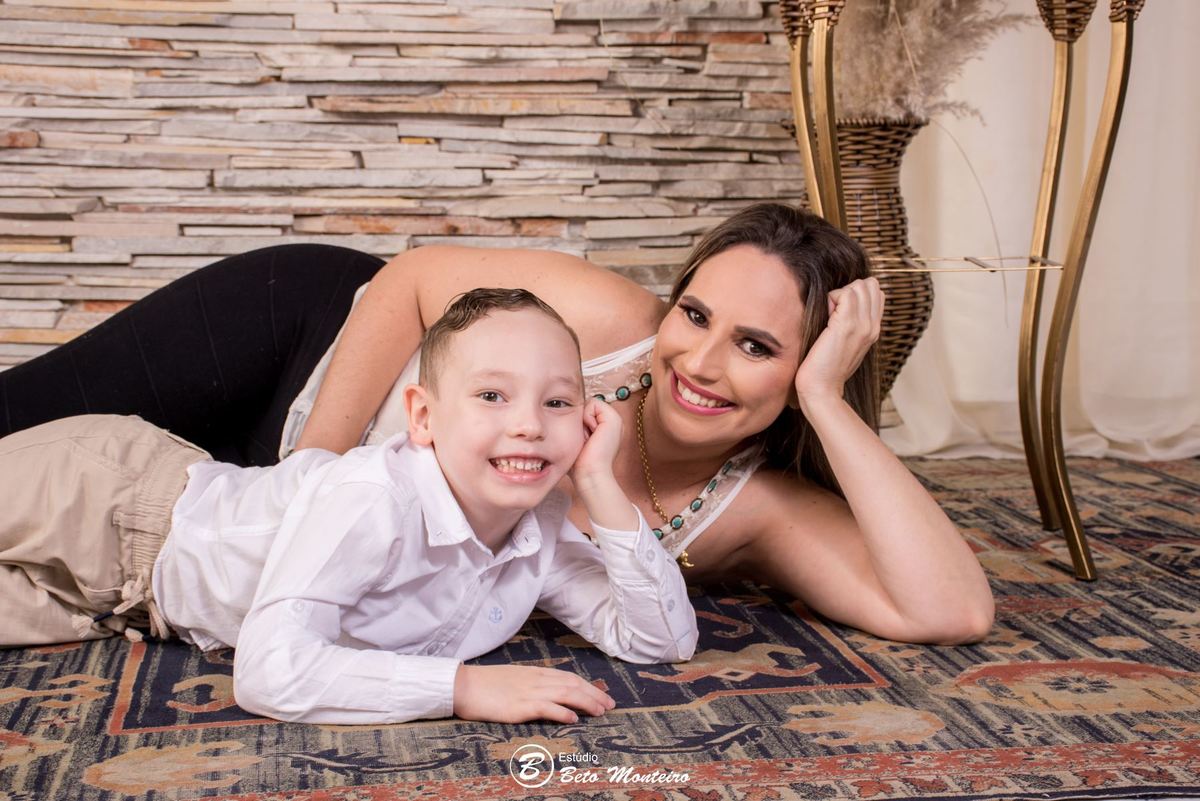 Mini ensaio dia das mães. Sessão dia das mães. Sessão dia das mães Curitiba. Mãe e filha. Mãe e filho. Mãe e filhos.